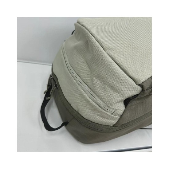 Lightweight 26L Hiking Backpack - Water-Resistant & Versatile for Outdoor Travel