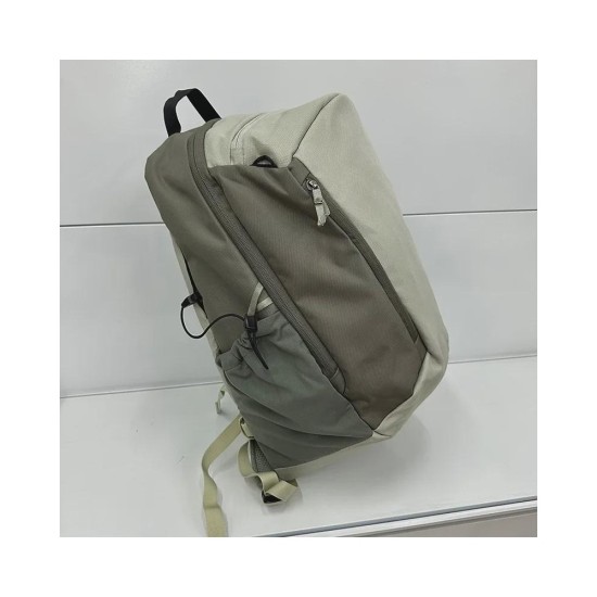 Lightweight 26L Hiking Backpack - Water-Resistant & Versatile for Outdoor Travel